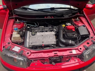 Fiat Punto 1.8i 16V cat 3 porte HGT (17)