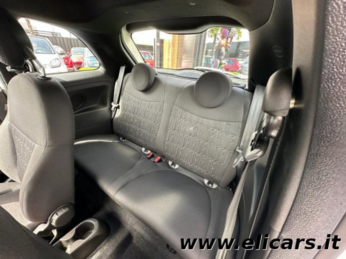 Fiat 500 1.0 Hybrid Lounge (10)