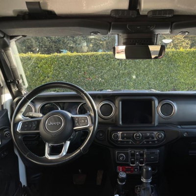 Jeep Wrangler Unlimited 2.0 Turbo Sahara (13)