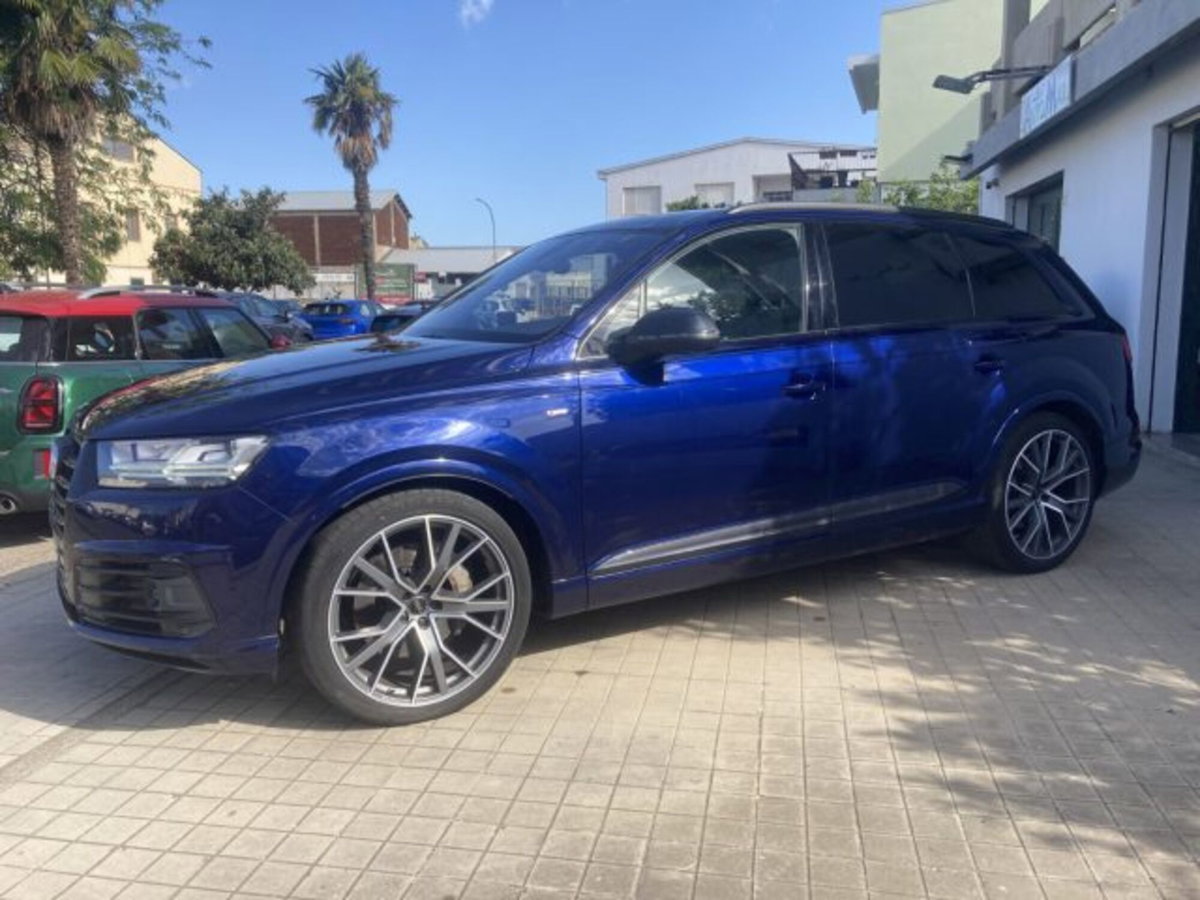 Audi Q7 3.0 TDI 272 CV quattro tiptronic (3)