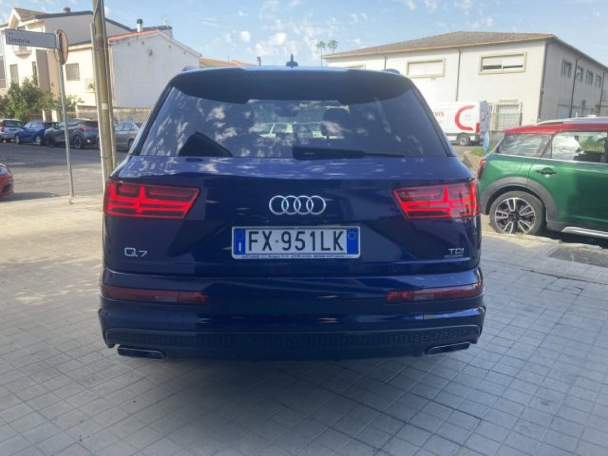 Audi Q7 3.0 TDI 272 CV quattro tiptronic (4)
