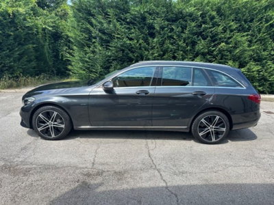 Mercedes-Benz Classe C Station Wagon 300 de Auto EQ-Power Business (2)