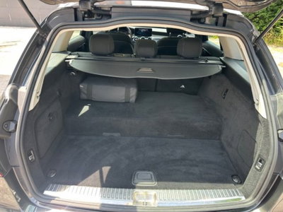 Mercedes-Benz Classe C Station Wagon 300 de Auto EQ-Power Business (7)