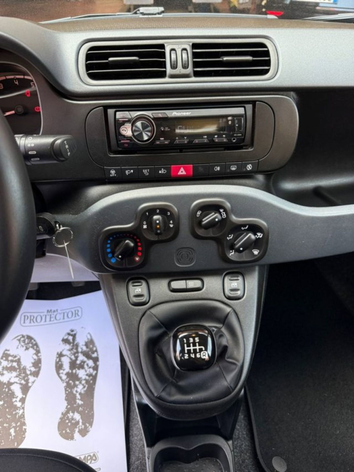 Fiat Panda 1.0 firefly hybrid s&s 70cv 5p.ti (10)