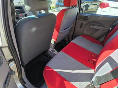 Fiat Panda 1.3 MJT 16V 4x4 (8)