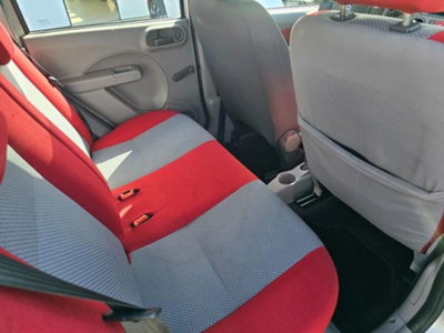 Fiat Panda 1.3 MJT 16V 4x4 (9)