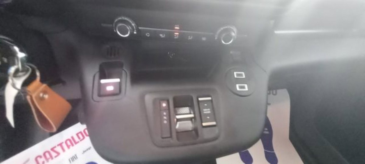 Opel Combo-e Cargo 50kWh PL Edition (13)