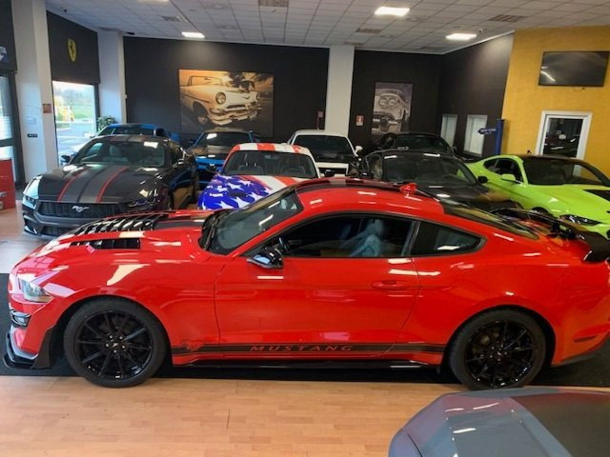 Ford Mustang Coupé Fastback 2.3 EcoBoost (6)
