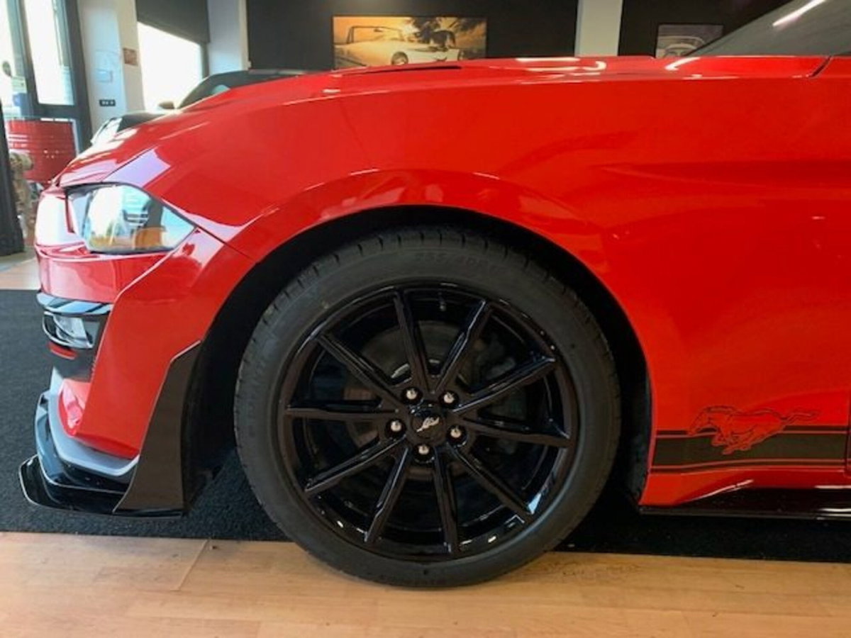 Ford Mustang Coupé Fastback 2.3 EcoBoost (8)