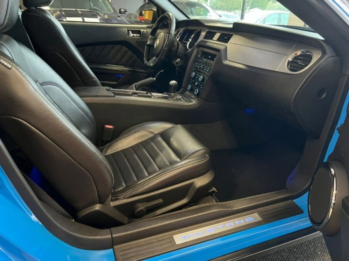 Ford Mustang Coupé Fastback 2.3 EcoBoost (10)