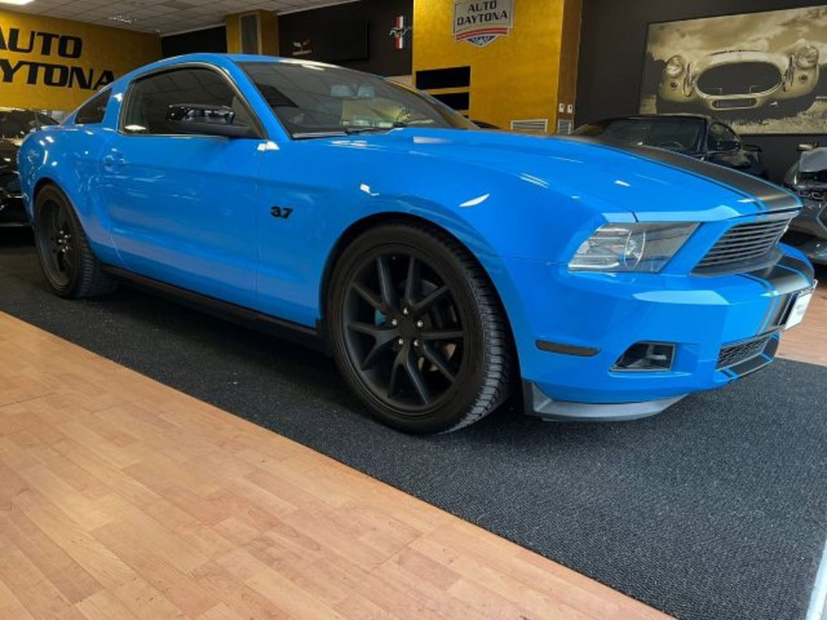 Ford Mustang Coupé Fastback 2.3 EcoBoost (4)