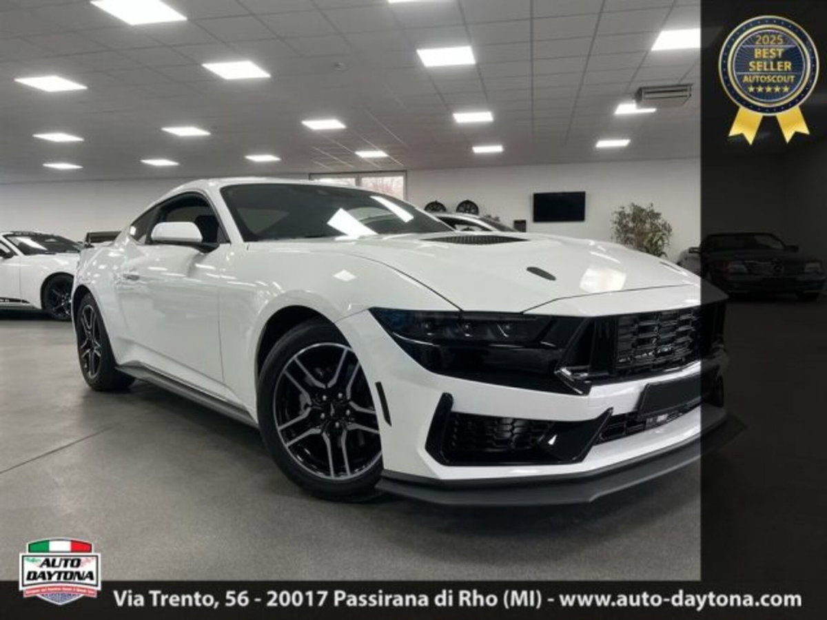 Ford Mustang Coupé Fastback 2.3 EcoBoost (3)
