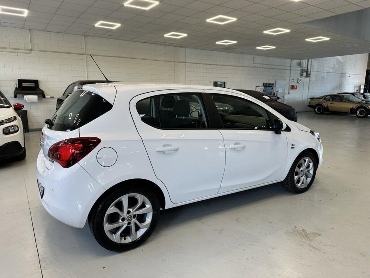Opel Corsa 1.4 90CV GPL Tech 5 porte 120 Anniversary (3)