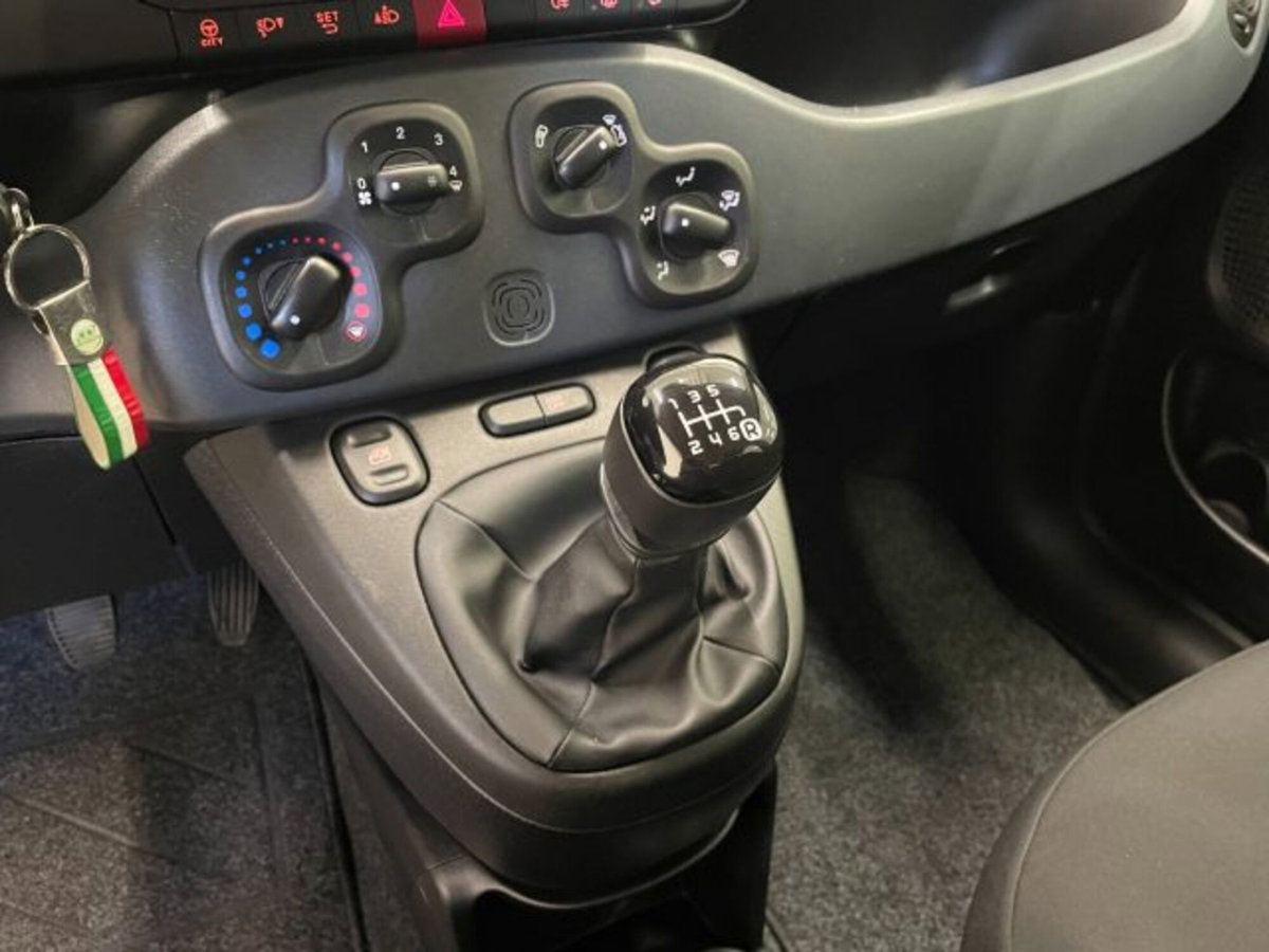 Fiat Panda 1.0 firefly hybrid s&s 70cv 5p.ti (8)