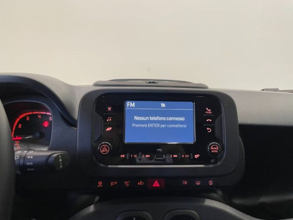 Fiat Panda 1.0 firefly hybrid s&s 70cv 5p.ti (9)