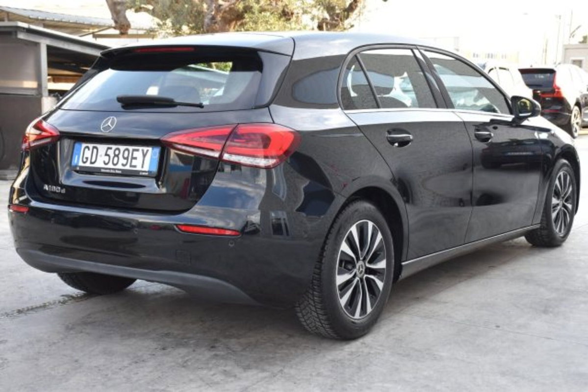 Mercedes-Benz Classe A 180 d Business Extra auto (4)