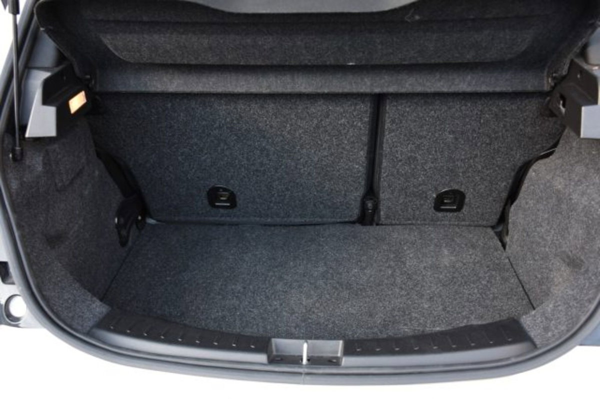 Lancia Ypsilon 1.0 FireFly 5 porte S&S Hybrid Ecochic Silver (15)
