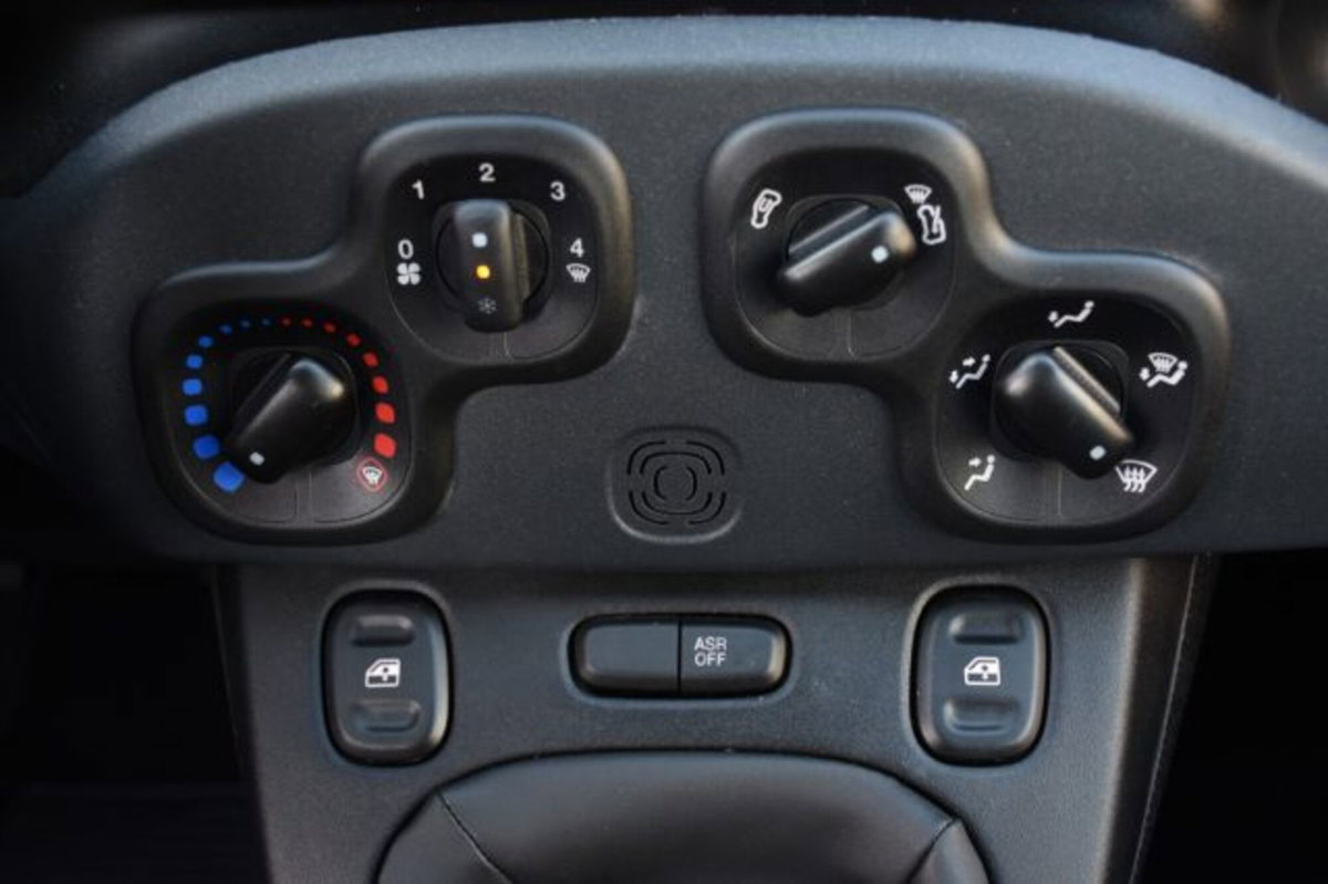 Fiat Panda 1.0 firefly hybrid s&s 70cv 5p.ti (11)
