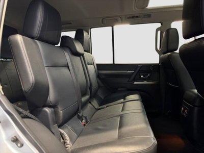 Mitsubishi Pajero 3.2 DI-D 16V aut. 5p. Instyle DPF (11)