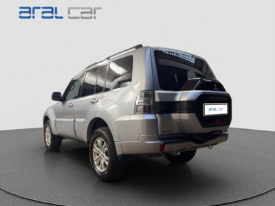 Mitsubishi Pajero 3.2 DI-D 16V aut. 5p. Instyle DPF (4)