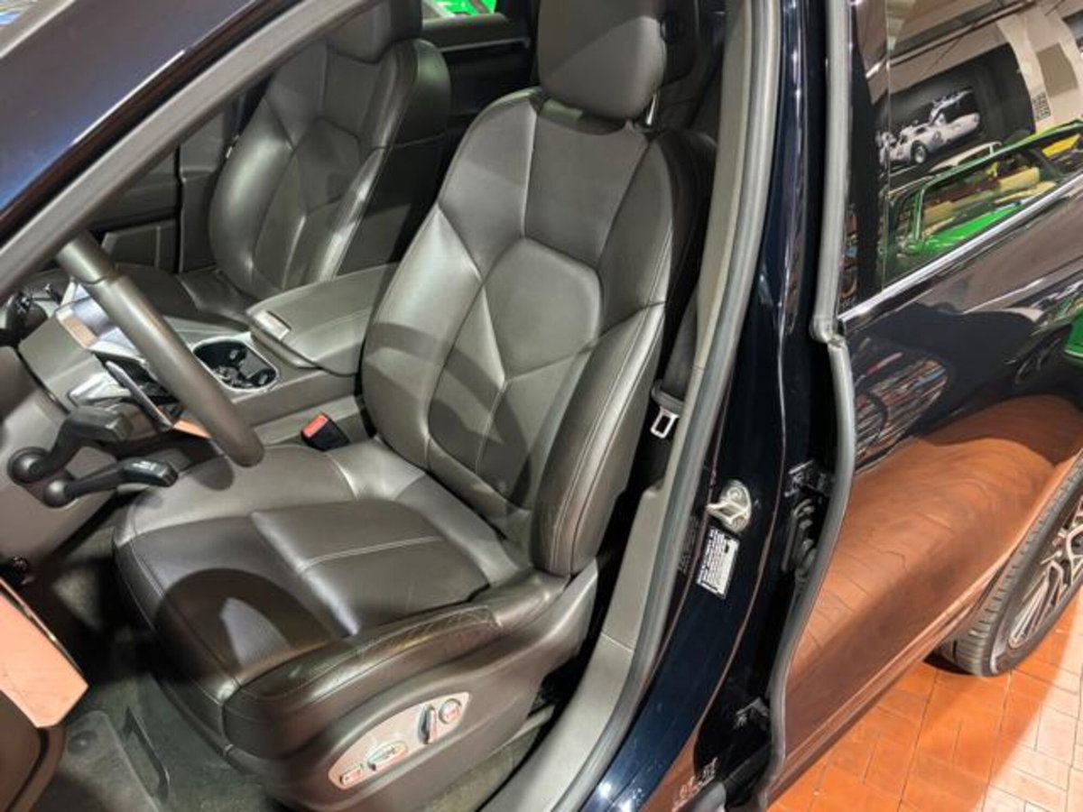 Porsche Cayenne 3.0 Diesel (10)