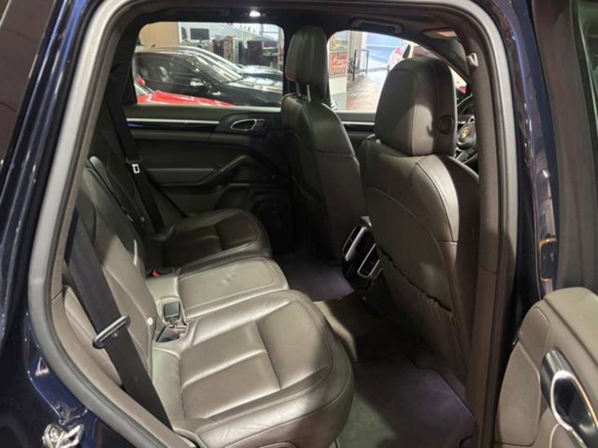 Porsche Cayenne 3.0 Diesel (18)
