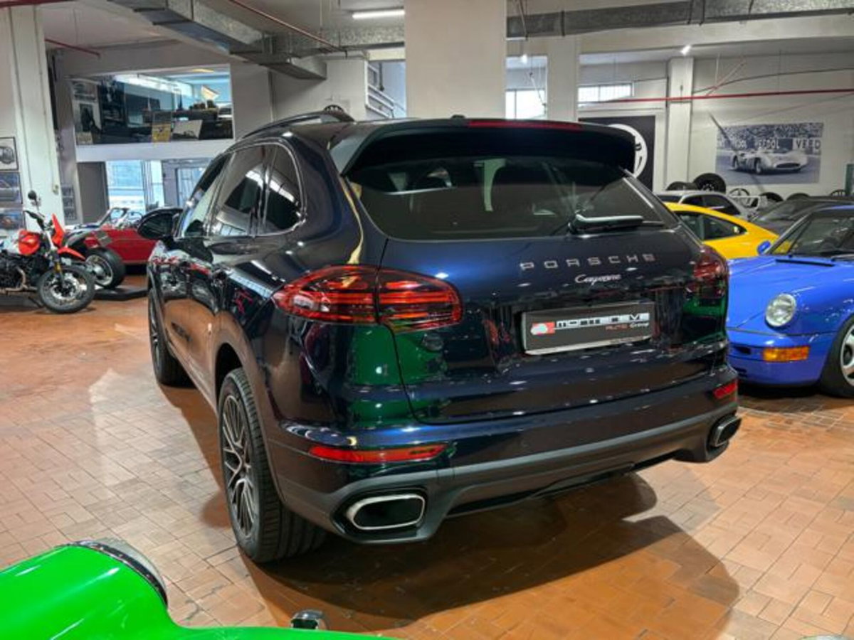 Porsche Cayenne 3.0 Diesel (5)