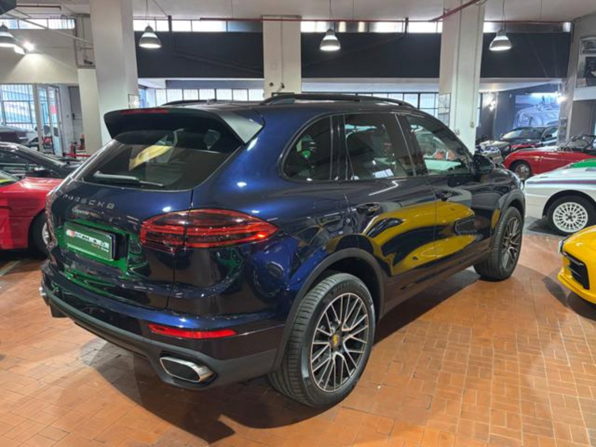 Porsche Cayenne 3.0 Diesel (7)