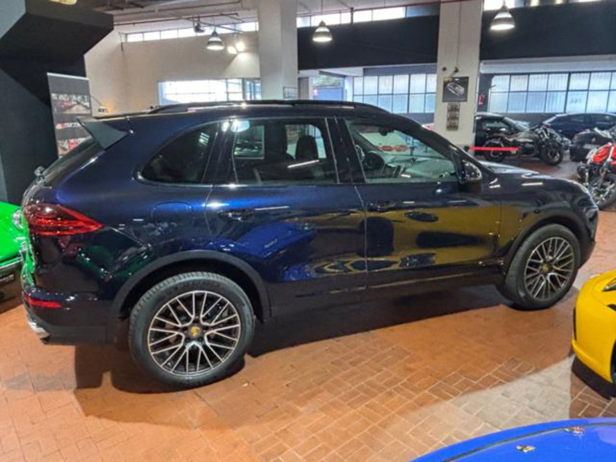 Porsche Cayenne 3.0 Diesel (8)