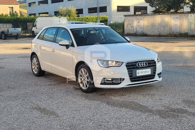 Audi A3 Sportback 1.6 TDI clean diesel Business (3)