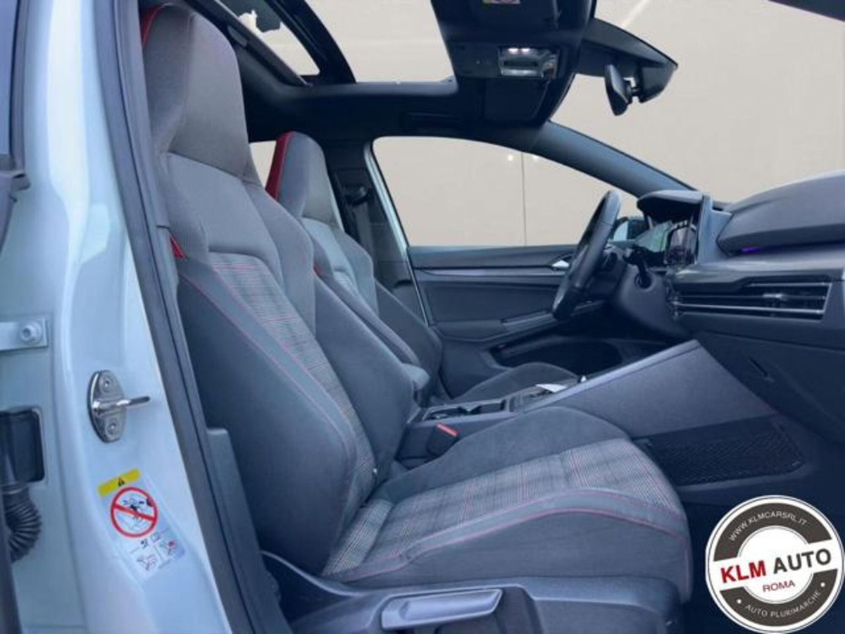Volkswagen Golf 2.0 tsi GTI MT Ultimate 245cv (8)
