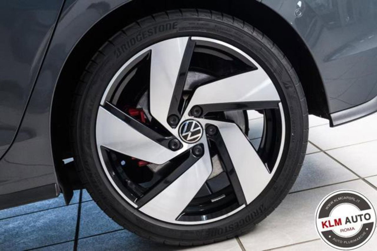 Volkswagen Golf 2.0 tsi GTI MT Ultimate 245cv (3)