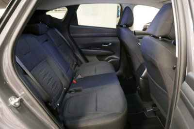 Hyundai Tucson 1.6 t-gdi 48V Business 2wd mt (9)