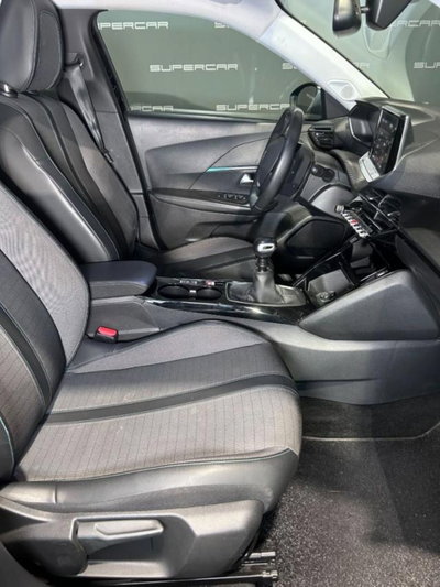 Peugeot 2008 BlueHDi 110 S&S Allure (11)