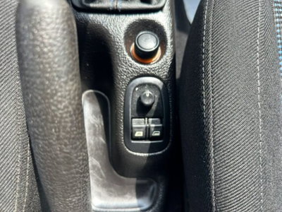 Peugeot 206 Cabrio 16V CC (10)