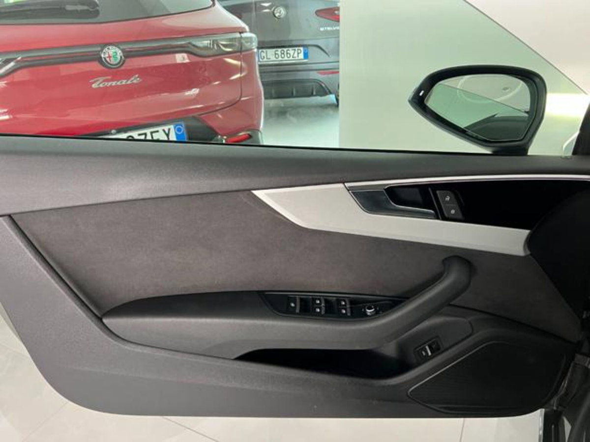 Audi A5 Cabrio 35 TDI S tronic (8)