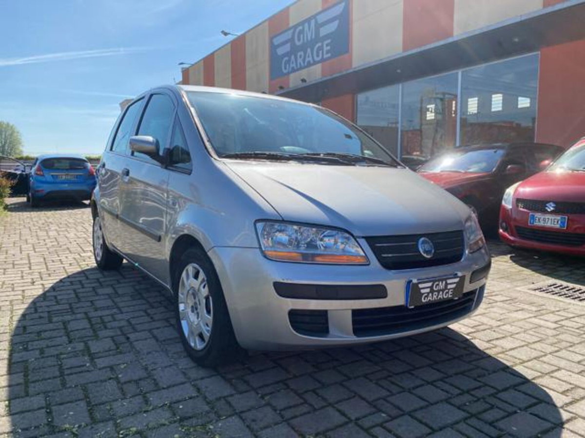 Fiat Idea 1.3 Multijet 16V (14)