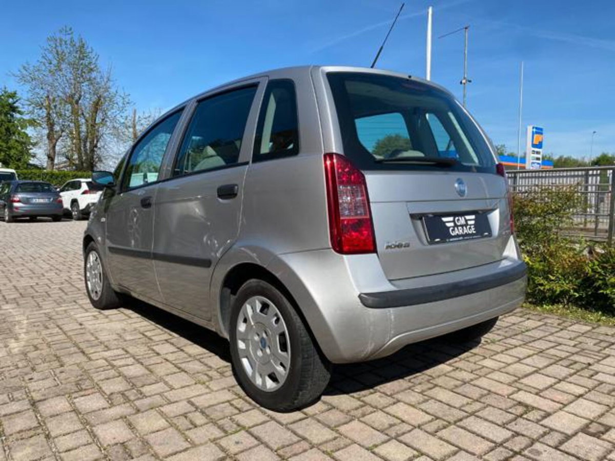 Fiat Idea 1.3 Multijet 16V (17)