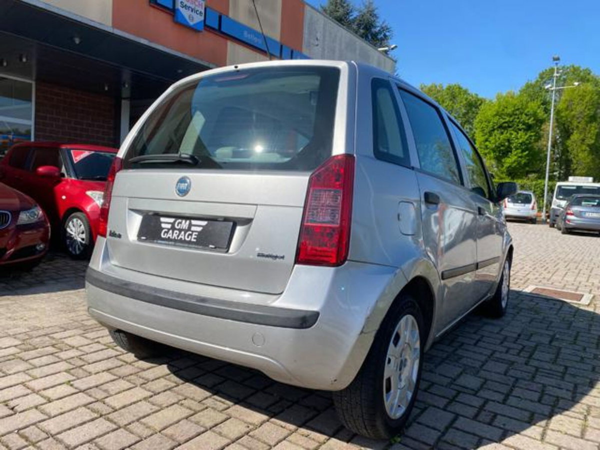 Fiat Idea 1.3 Multijet 16V (19)