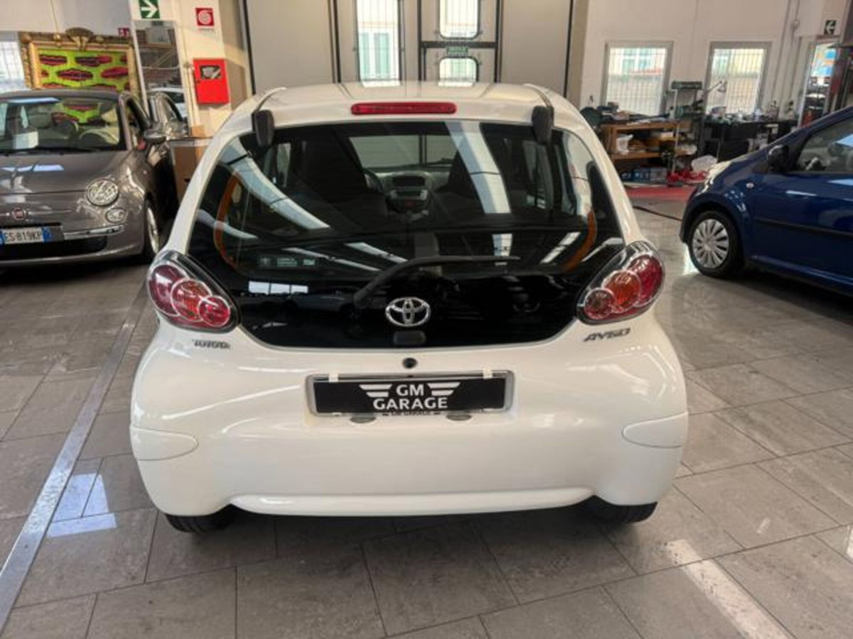 Toyota Aygo 1.0 12V VVT-i 5 porte Active Connect (20)
