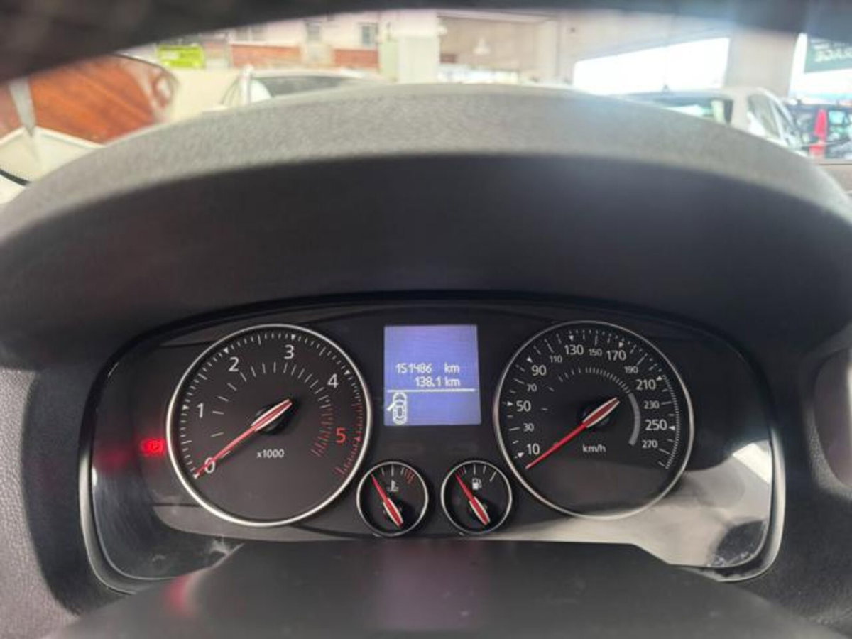 Renault Laguna SporTour 2.0 dCi 150CV S&S SporTour Limited ESM (12)