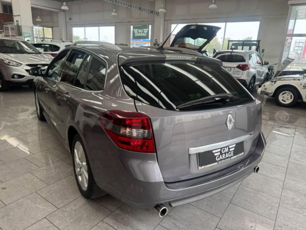 Renault Laguna SporTour 2.0 dCi 150CV S&S SporTour Limited ESM (20)
