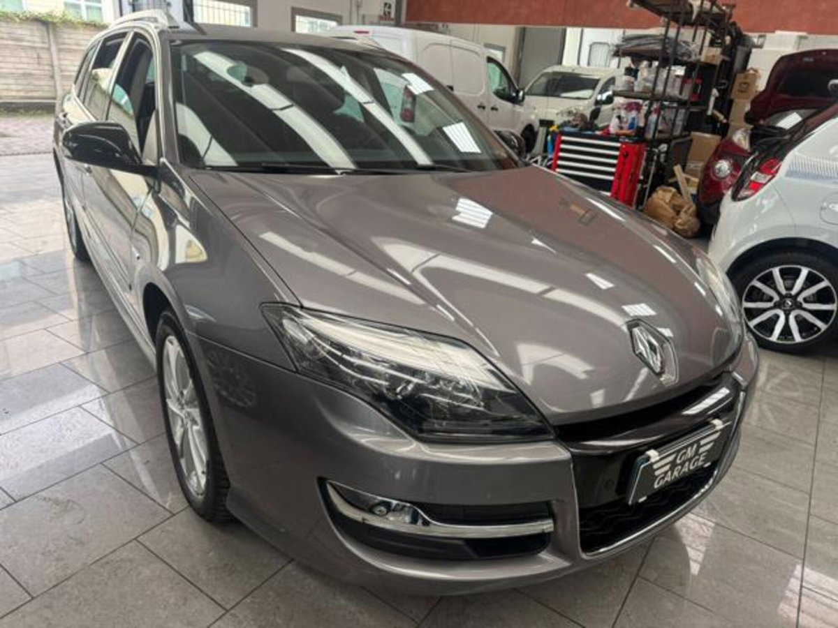 Renault Laguna SporTour 2.0 dCi 150CV S&S SporTour Limited ESM (4)