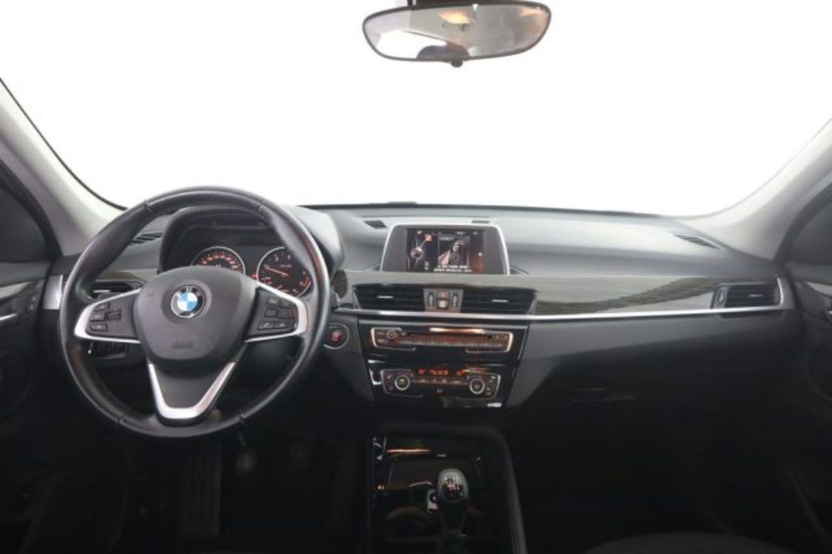 BMW X1 sDrive18d Advantage (4)