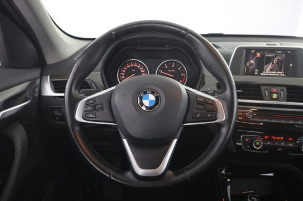 BMW X1 sDrive18d Advantage (5)