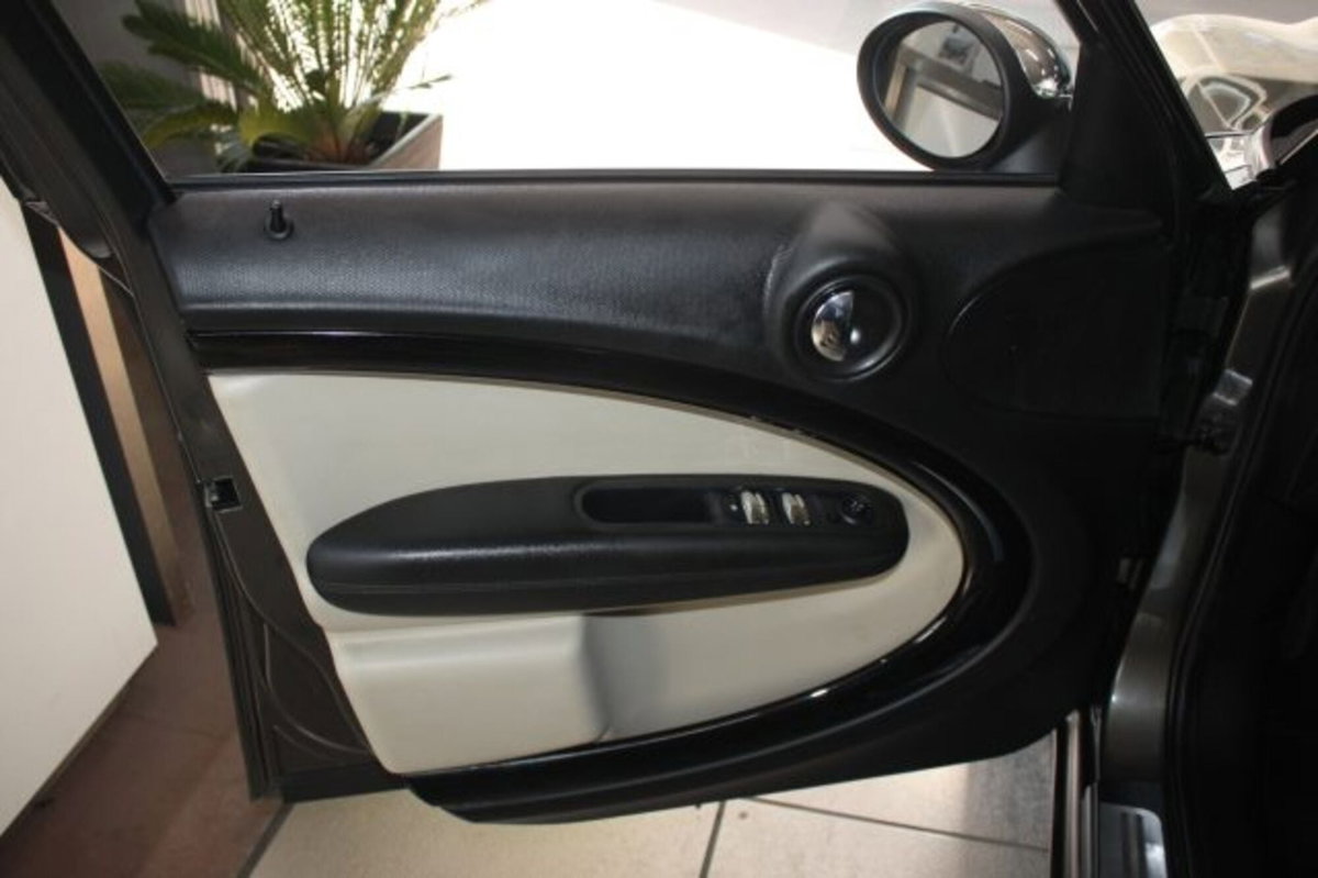 MINI Mini Countryman 1.6 Cooper D Countryman (10)