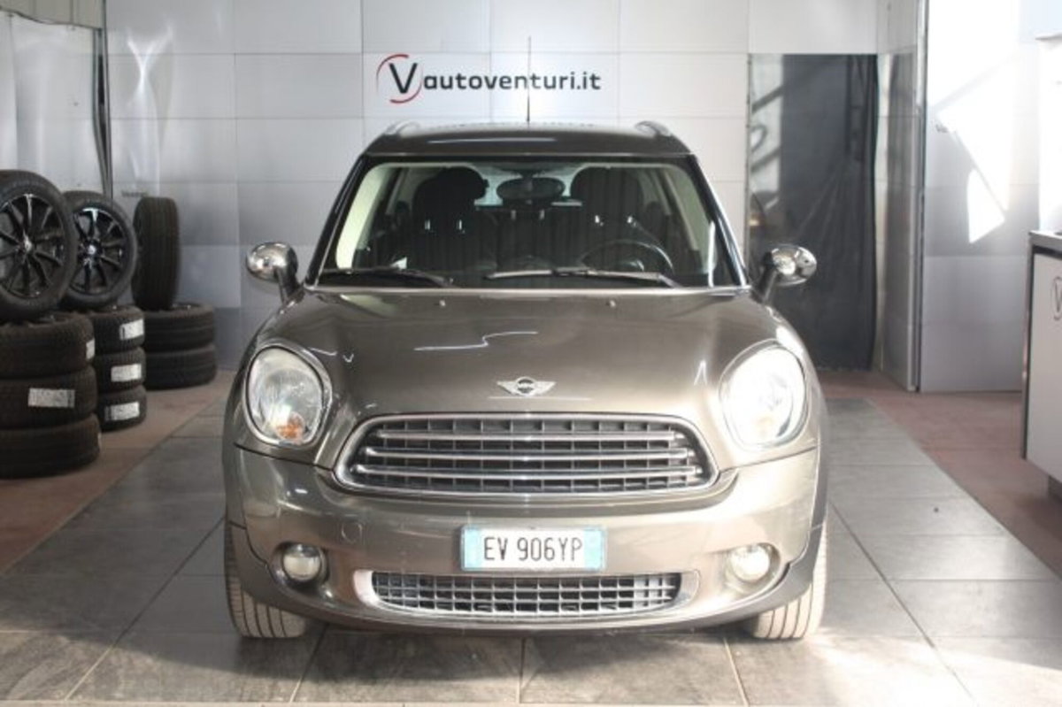 MINI Mini Countryman 1.6 Cooper D Countryman (2)