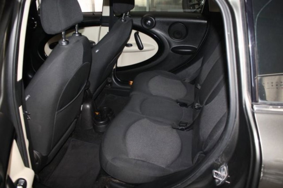 MINI Mini Countryman 1.6 Cooper D Countryman (9)
