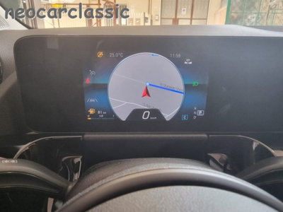 Mercedes-Benz GLA SUV 180 d Automatic Business (9)