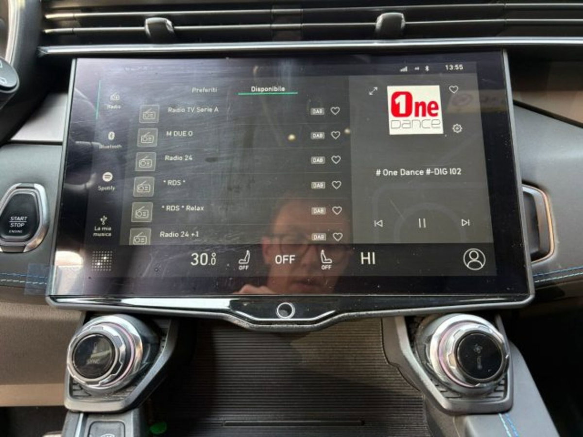 Lynk & Co 01 01 1.5 td phev (11)
